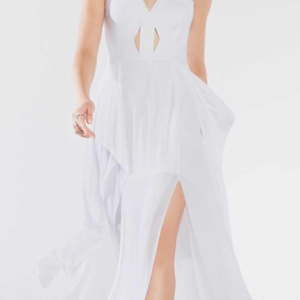 Like NEW! BCBGMaxAzria Juliana Gown